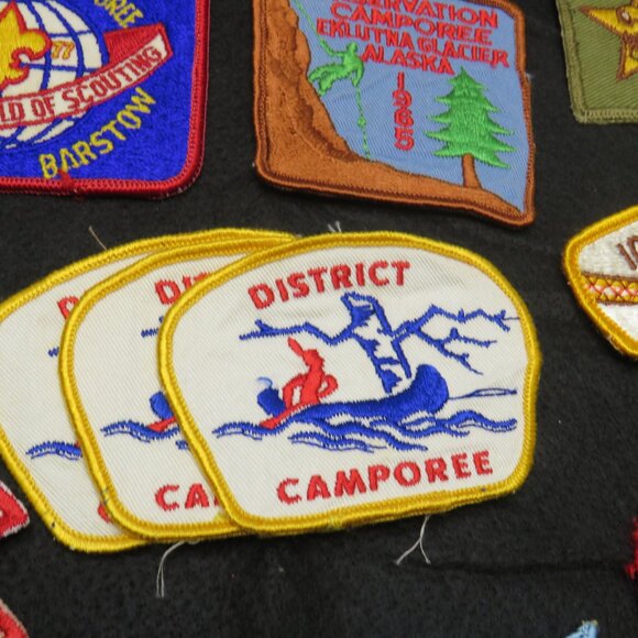 VTG Lot of #51 BSA Boy Scouts of America Patches/Bages - Picture 6 of 16